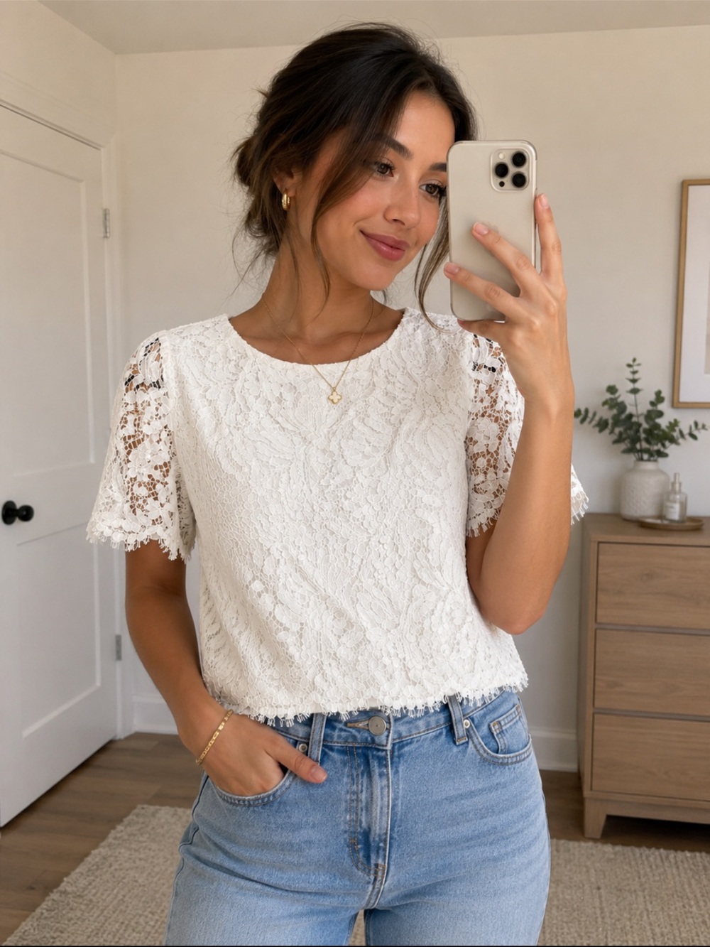Dress Forum White Lace Short Sleeve Blouse